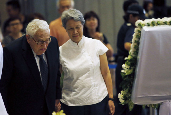 World dignitaries pay respects to Singapore's Lee Kuan Yew