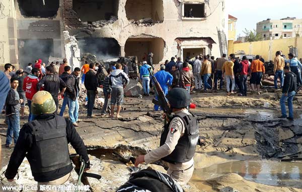 13 soldiers, civilian killed in anti-govt bombings in Egypt's Sinai