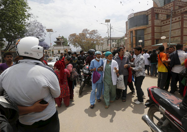 Death toll climbs to 3,815 in Nepal quake