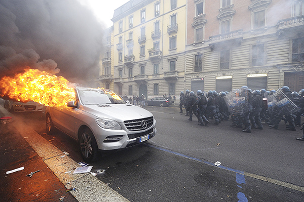 Italy opposition calls for minister to go after Expo riots