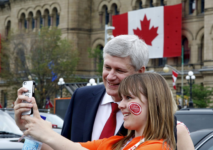 World leaders not exceptions as selfie lovers