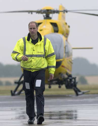 Prince William starts work as air ambulance pilot