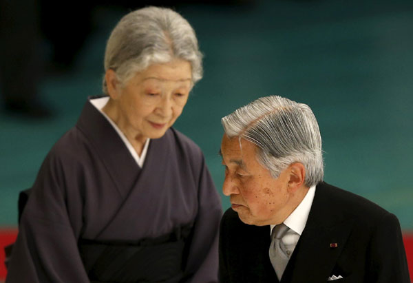 Japanese emperor expresses 'deep remorse' at WWII memorial service