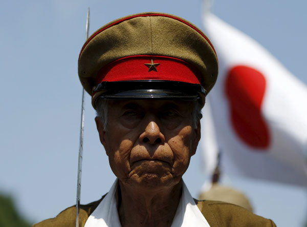 Japanese emperor expresses 'deep remorse' at WWII memorial service