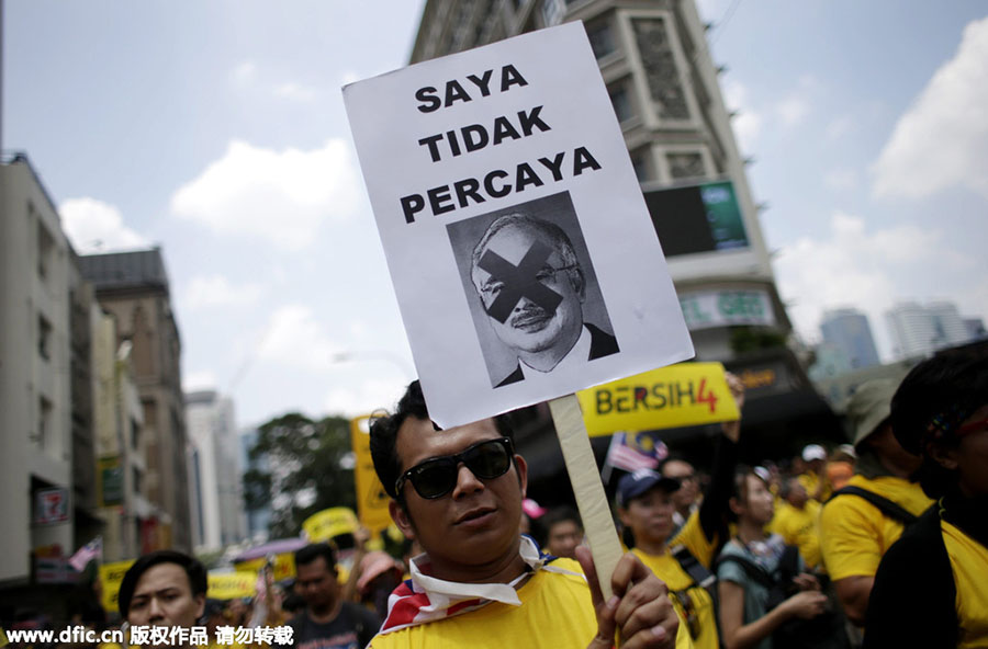 Huge Malaysia rally for Najib's resignation enters 2nd day