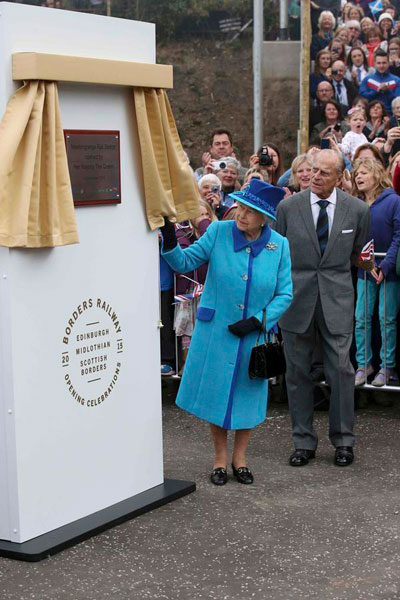 Queen Elizabeth 'never aspired' to become UK's longest-reigning monarch