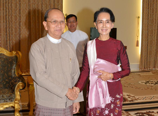 Myanmar president meets Aung San Suu Kyi for post-election dialogue