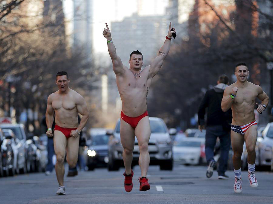 'Santa Speedo run' in Boston raises money for charity