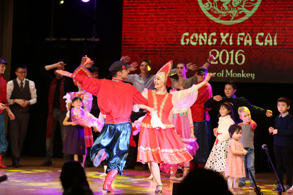 London's Chinese New Year gala rings in Year of Monkey