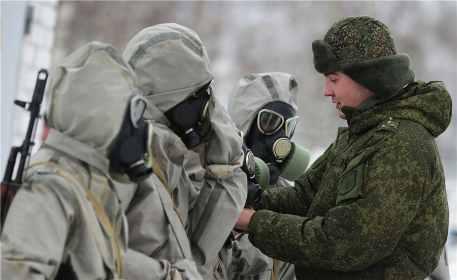 Female service members mark Intl Women's Day in Russia