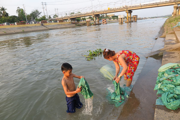 Ministry doubles water release to help drought-hit Vietnam