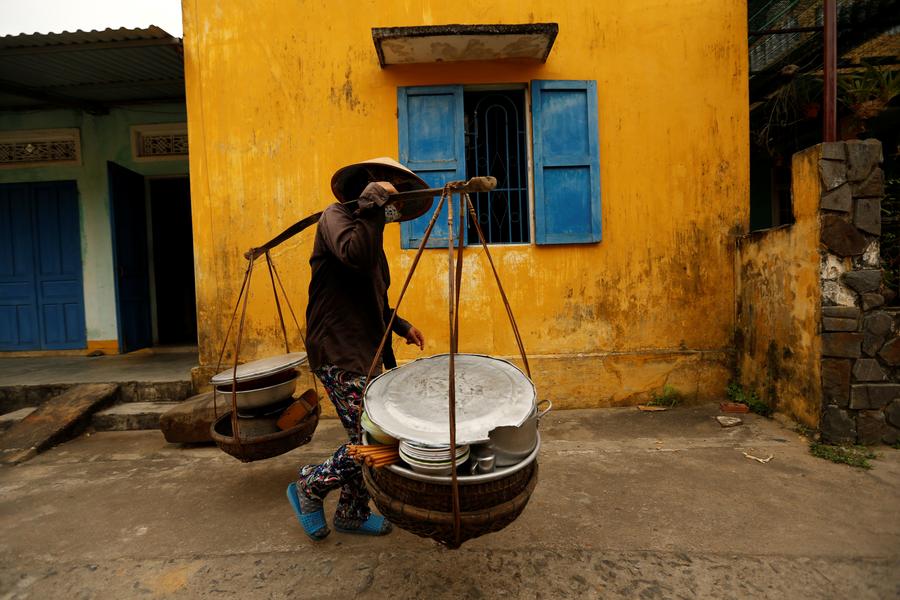 In photos: Vietnam's iconic non la hats