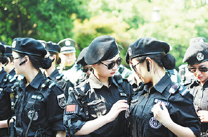 All-female patrol formed to help out Hangzhou tourists