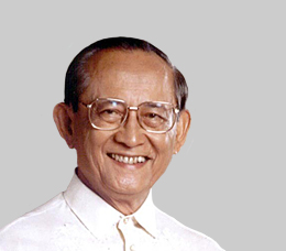 Former president: Young people can give Sino-Philippine ties a fresh start