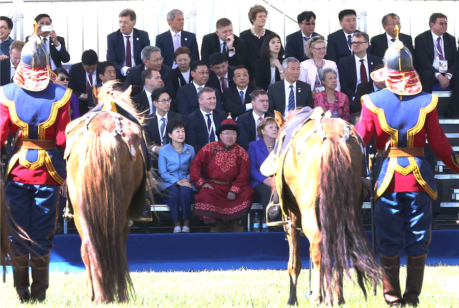Li, other global leaders watch Naadam in Mongolia