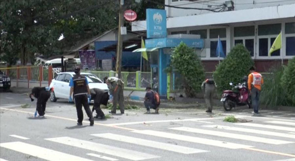 4 killed, 31 injured in blasts in southern Thailand