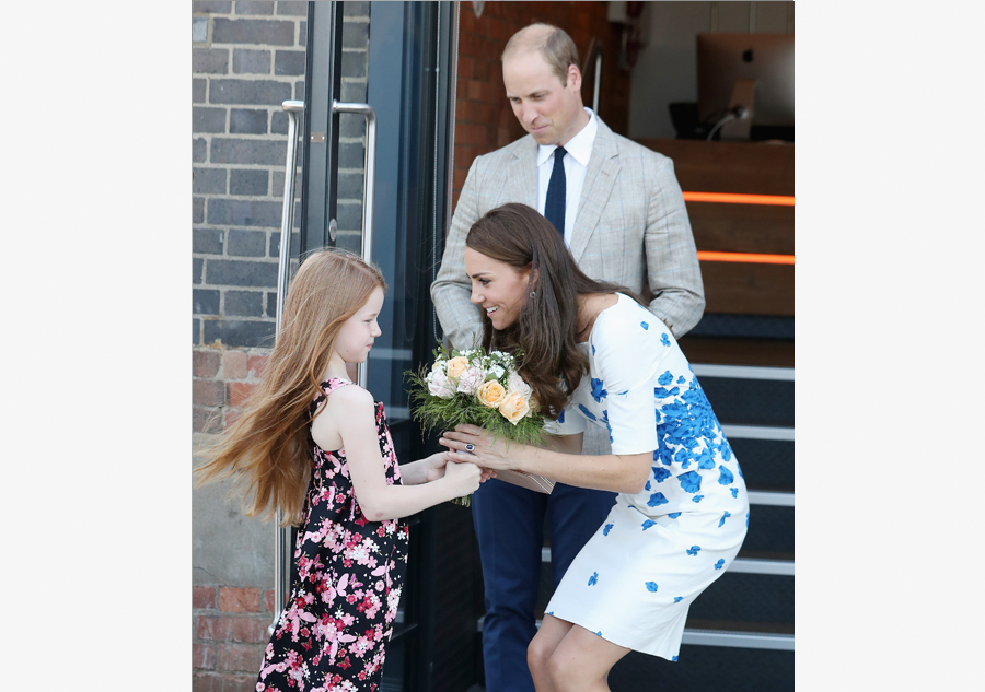 Prince William and Kate visit charity orgarnization in Luton