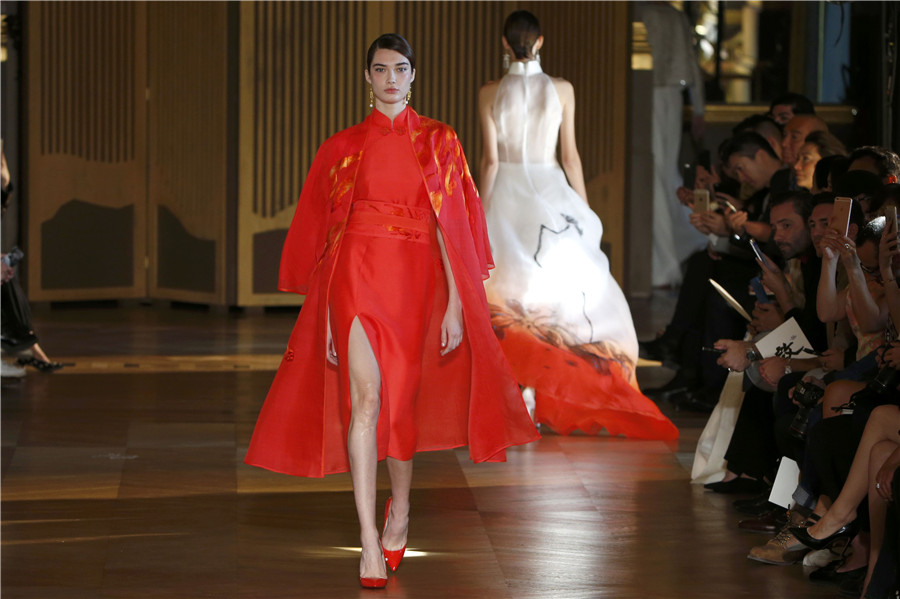 Chinese designer's work shines at Paris Fashion Week