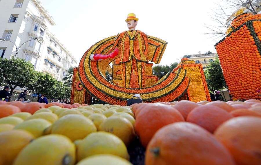 Lemon festival brings Broadway to France