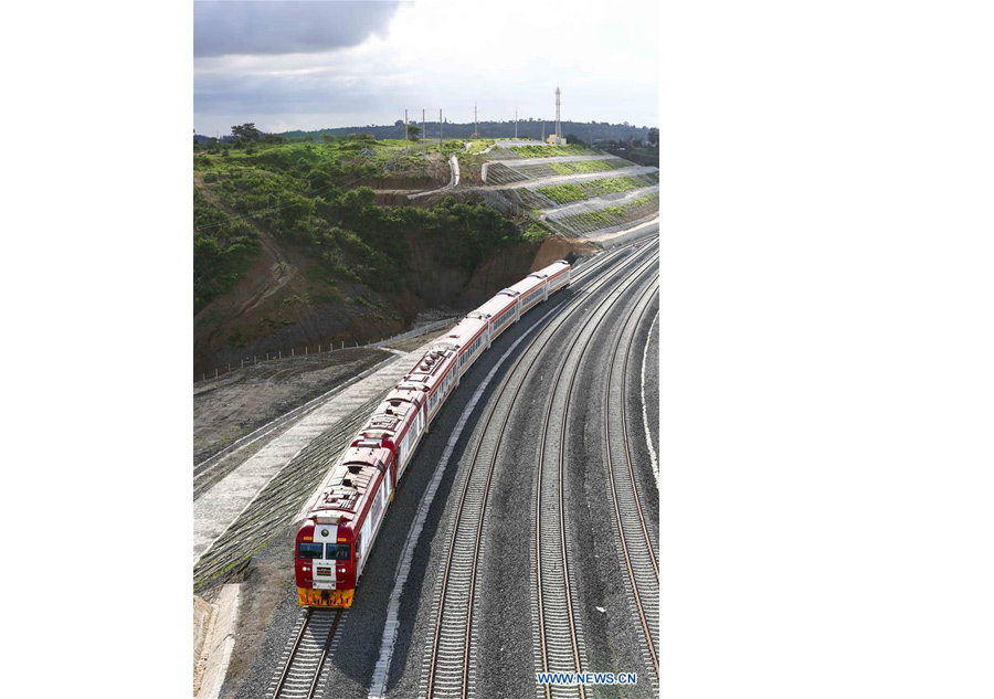 Kenya's standard gauge railway service officially begins operations