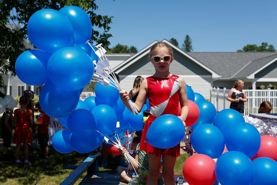 US holds parade to celebrate Independence Day