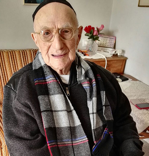 World's oldest man, a Holocaust survivor, dies at 113