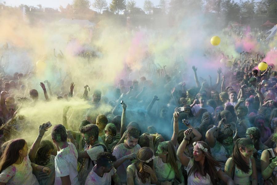 'Day of Colors' celebrated in Greece