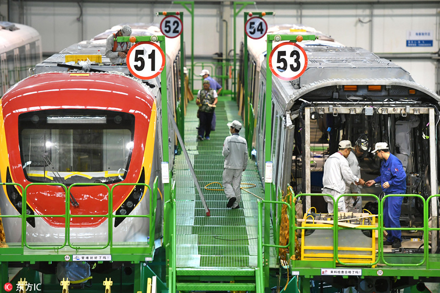 China-made train launches subway network in Pakistan