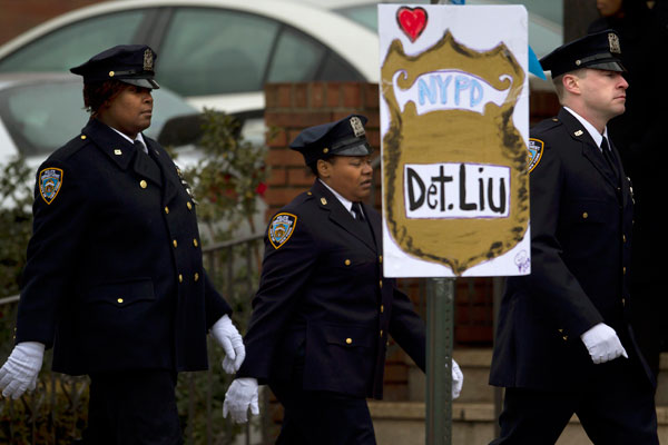 Slain NYPD officer's wake ceremony held in Brooklyn