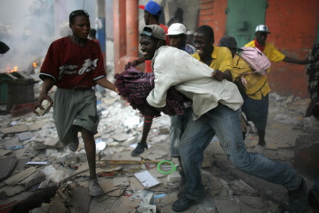 Haitian capital sees riots for goods