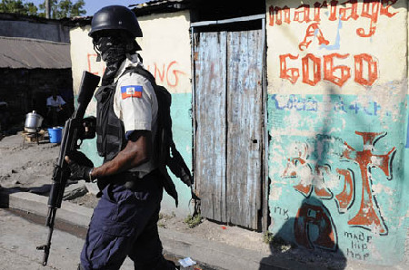 UN helps Haiti chase 5,100 runaway prisoners