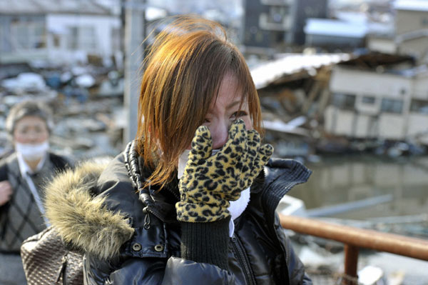 Rescue conducted after the quake in Japan