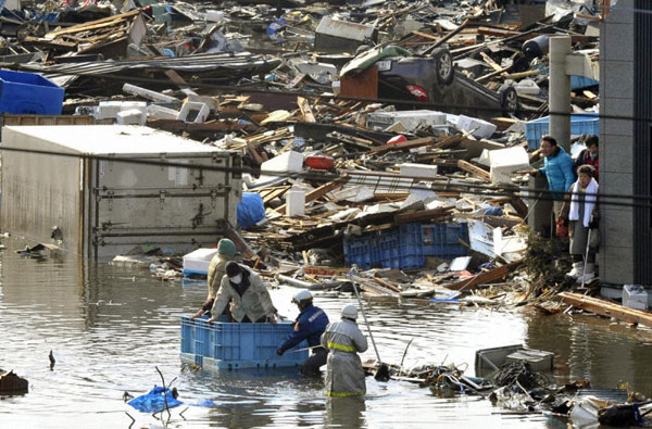 Rescue conducted after the quake in Japan