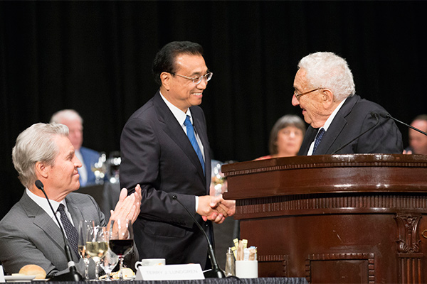 Premier Li in US strategic talks