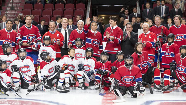 Chinese premier takes to ice with Montreal Canadiens