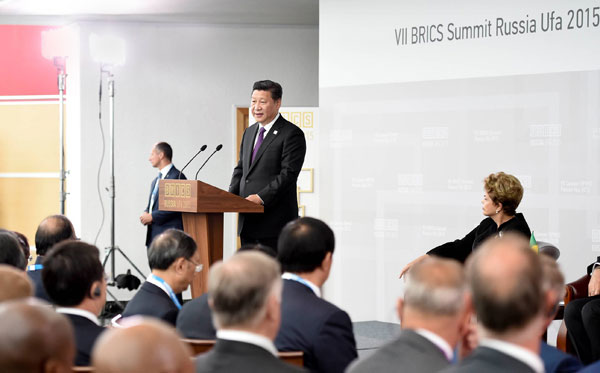 Xi urges business community to contribute to BRICS development