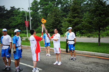 Olympic torch relay with passion – Yuanda, being always with Olympics