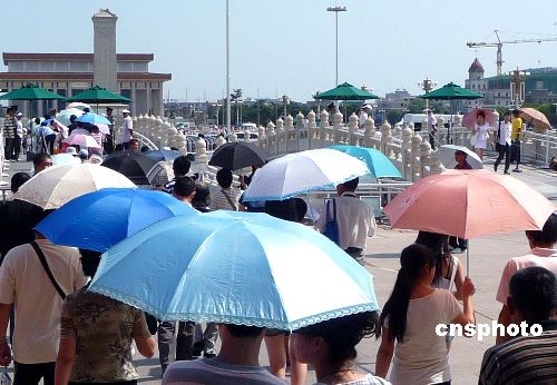 北京今年超35℃高温日达11天 史上第二（组图）