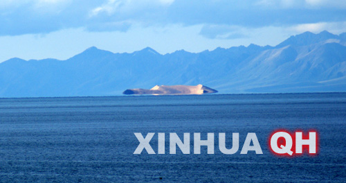 青海湖惊现“海市蜃楼”奇观[组图]