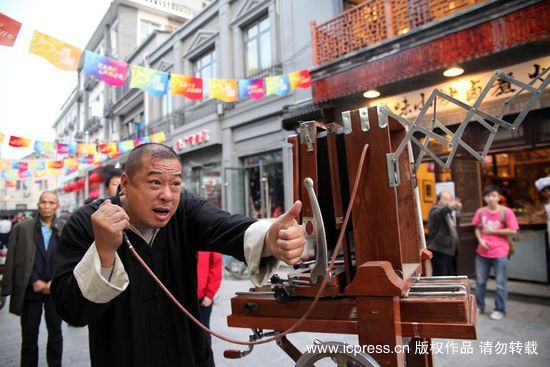 组图：北京大栅栏西街修缮完毕正式开街