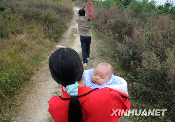 大爱无悔别故土——南水北调中线库区移民搬迁侧记